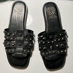 VINCE CAMUTO leather flat sandals